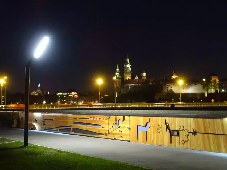 Jakie latarnie uliczne najlepiej sprawdzą się w strefach osiedlowych?